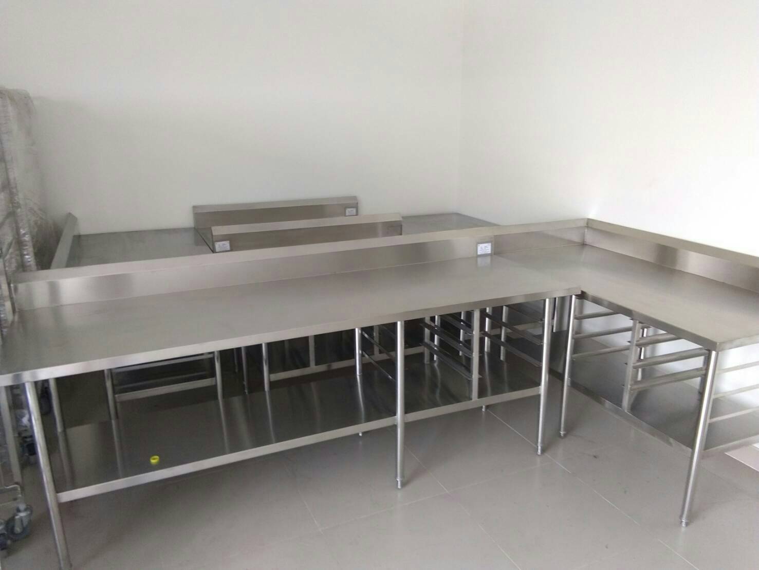33 - https://trueconstruction.com | รับออกแบบและติดตั้งงานสแตนเลสทุกประเภท หรือ มีแบบอยู่แล้วส่งมาให้เรา รับ ดูหน้างาน ประเมินราคาฟรี ทั่วประเทศ