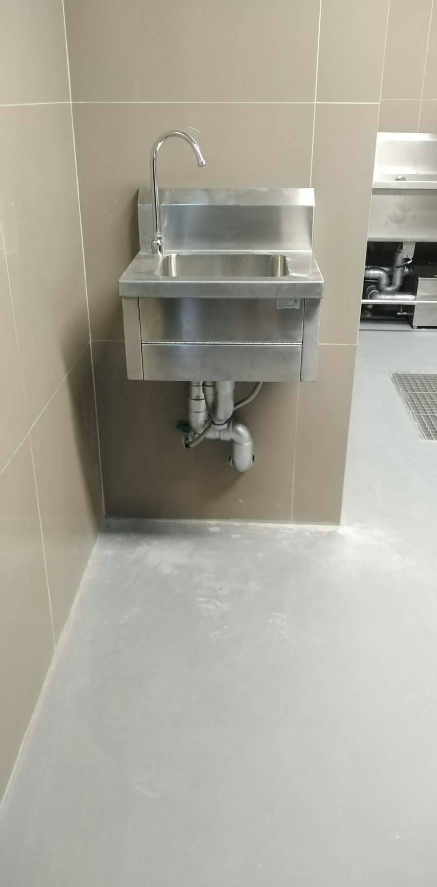 42 - https://trueconstruction.com | รับออกแบบและติดตั้งงานสแตนเลสทุกประเภท หรือ มีแบบอยู่แล้วส่งมาให้เรา รับ ดูหน้างาน ประเมินราคาฟรี ทั่วประเทศ
